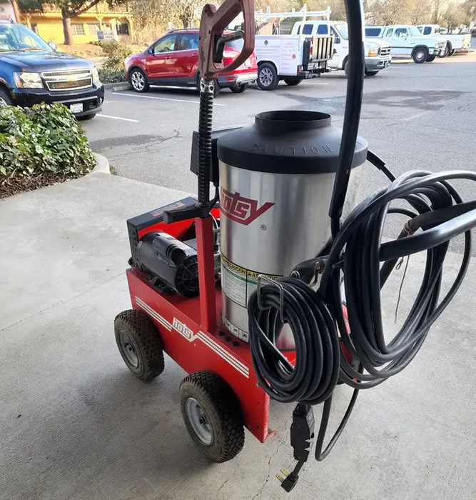 Used Hotsy Hot Water Pressure Washer #795SS Serial# 168315